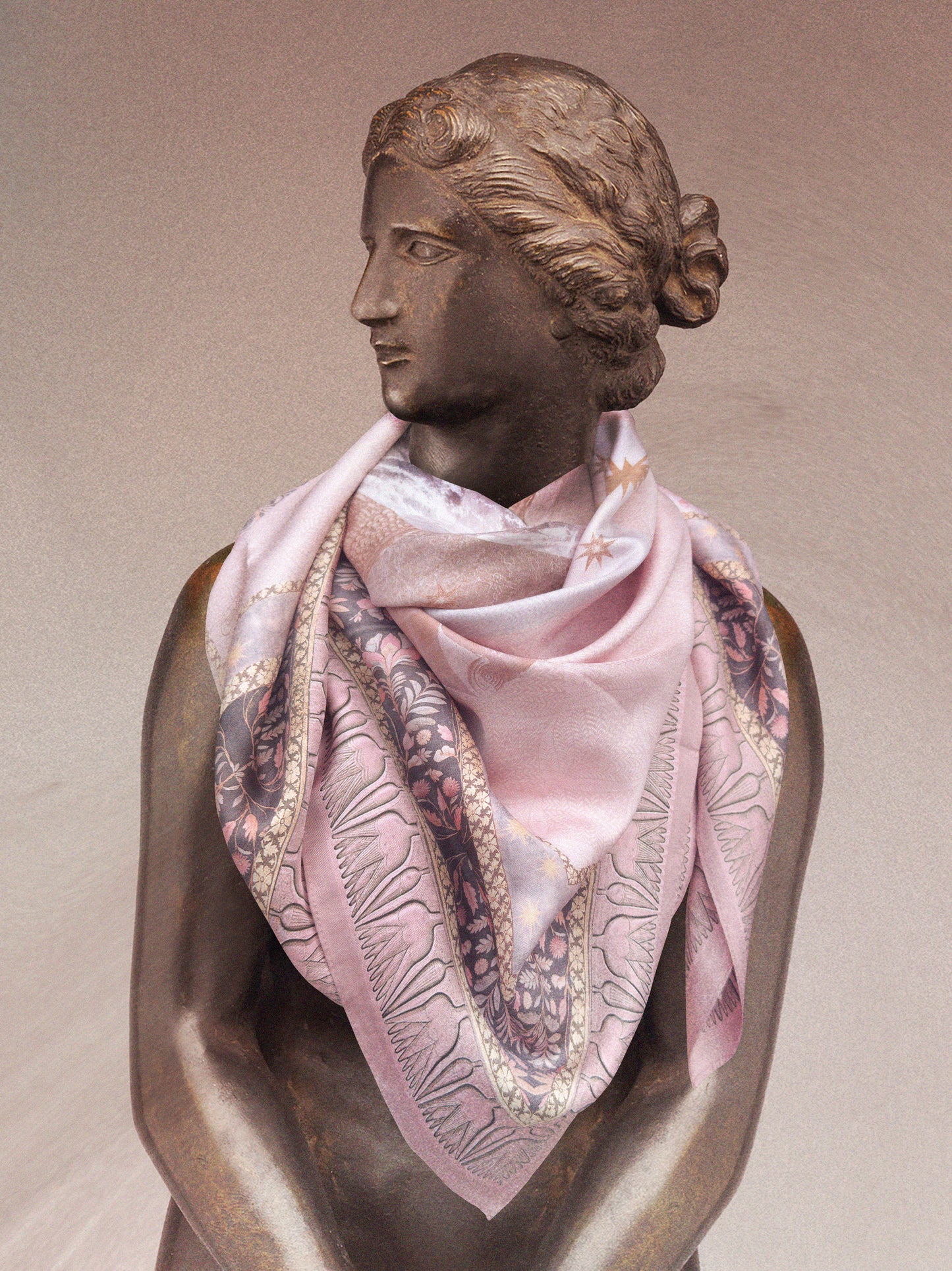 LIGHT GARDEN  SILK TWILL SCARF